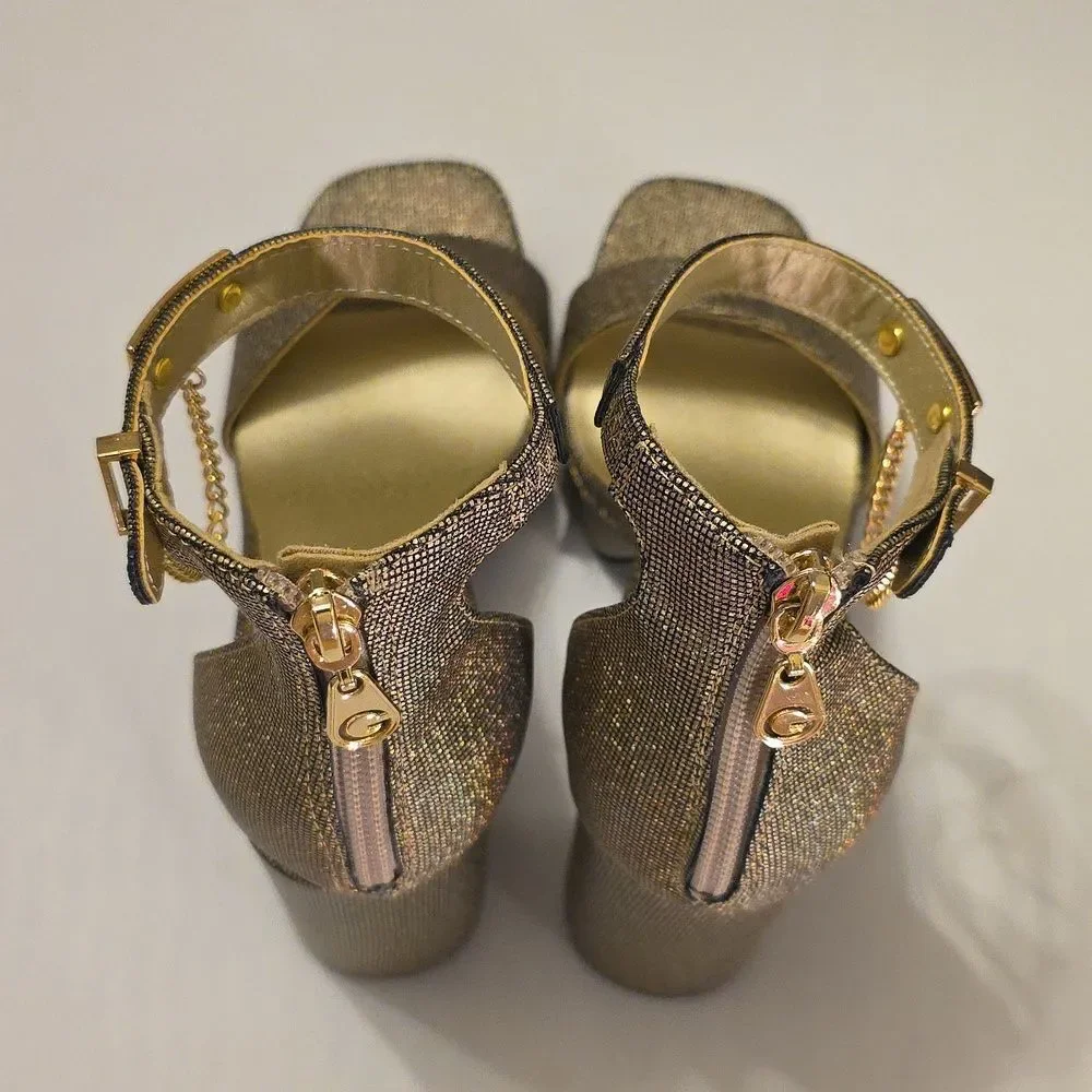 BRAND NEW GBG LOS ANGELES WOMENS PLATFORM OPEN TOE SANDALS G1